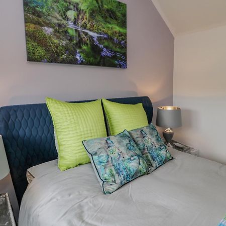 Villa White Roses Retreat Betws-y-Coed Esterno foto