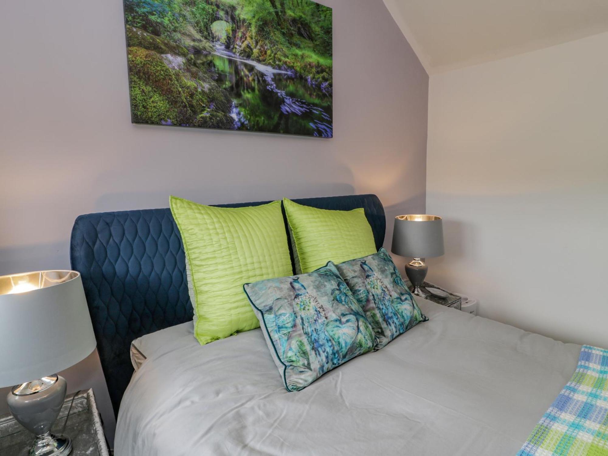 Villa White Roses Retreat Betws-y-Coed Esterno foto